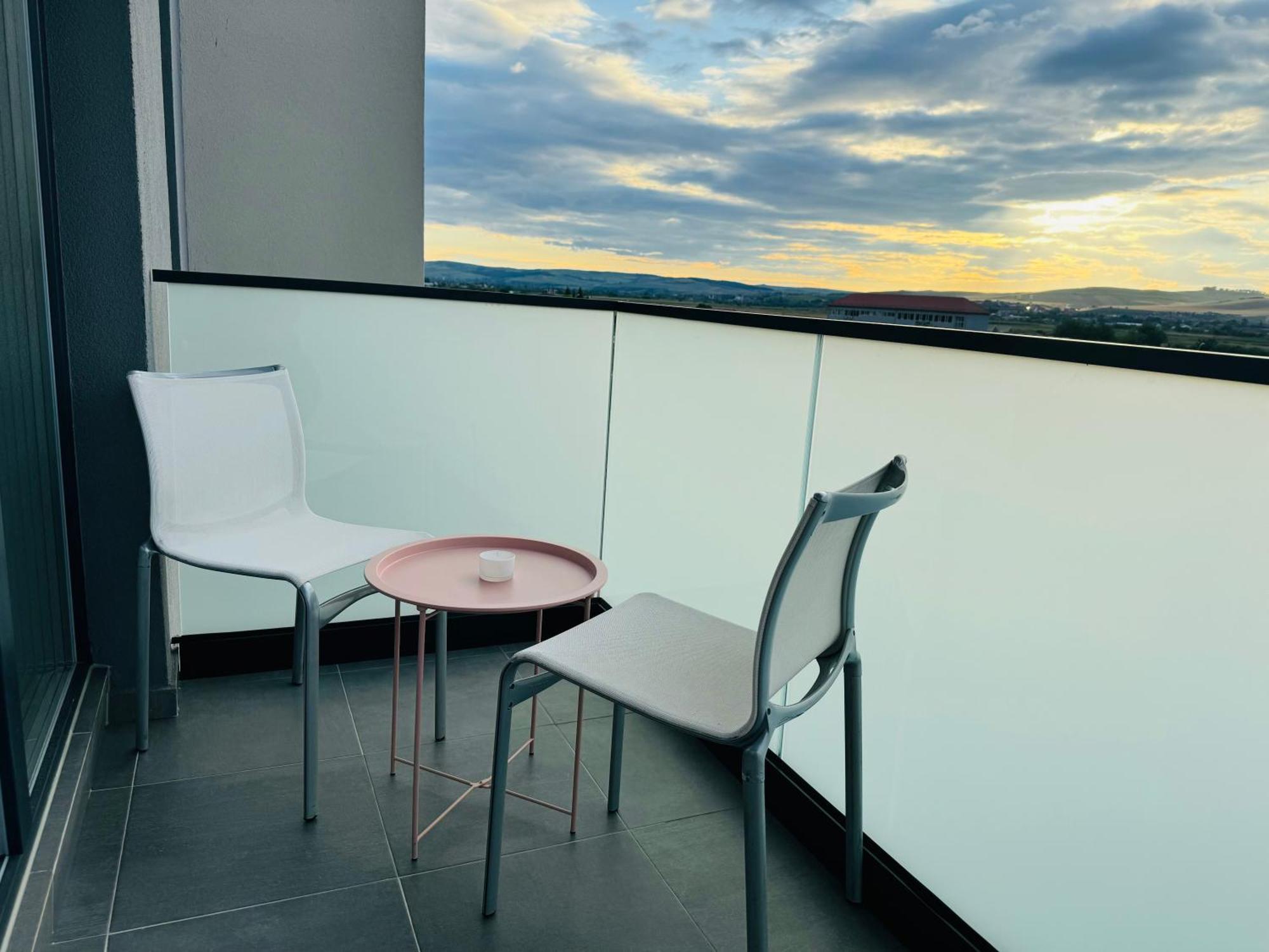 Milan Luxury Apartaments Vi-Maurer Residence Târgu-Mureş Exterior foto